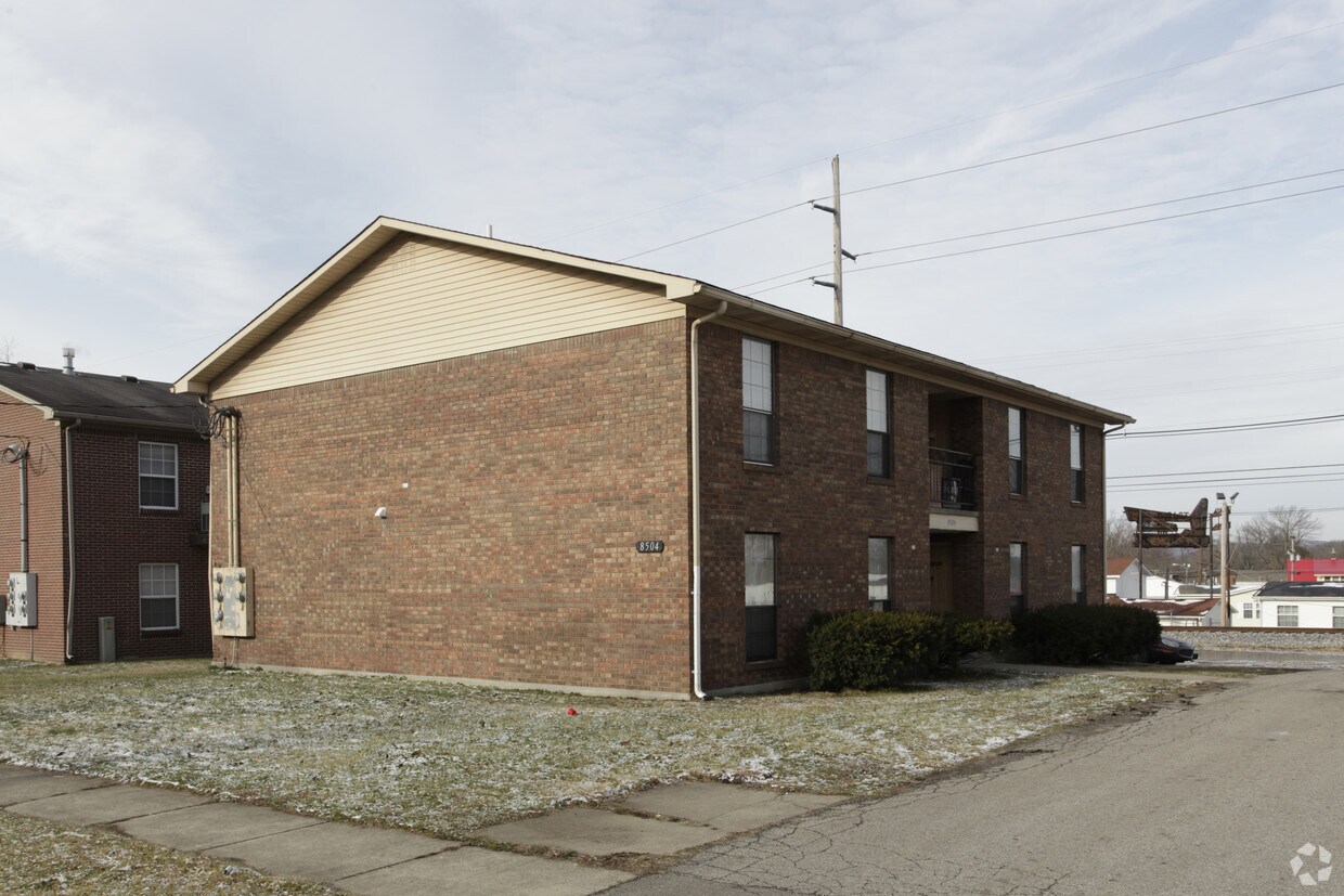 Primary Photo - 8504 Standing Oak Dr