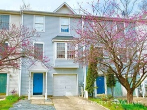 Building Photo - 3 Juliana Cir W