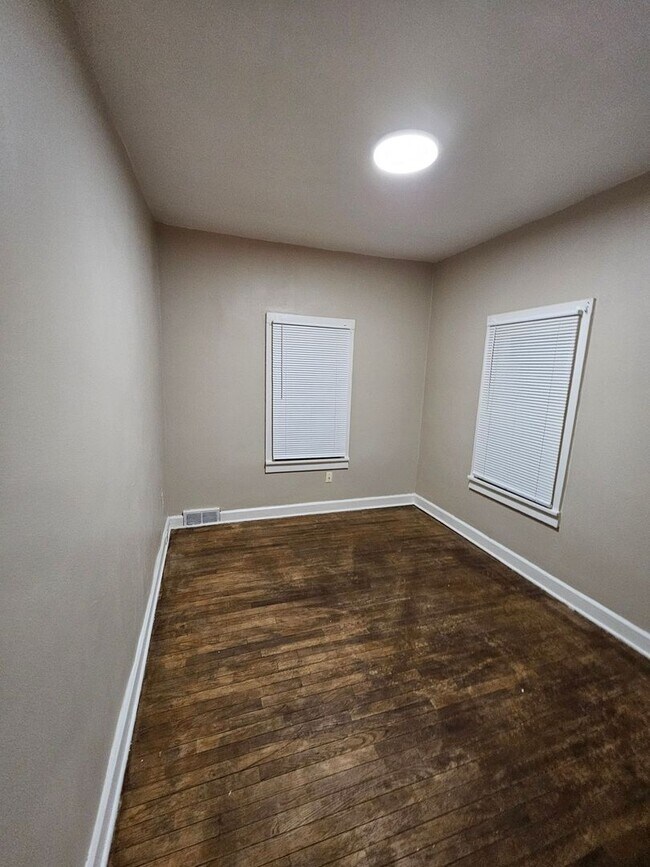 Foto del edificio - 2 Bedroom Single Family