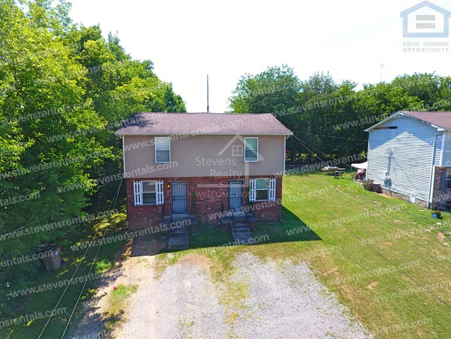 Building Photo - 3727 Willow Creek Rd