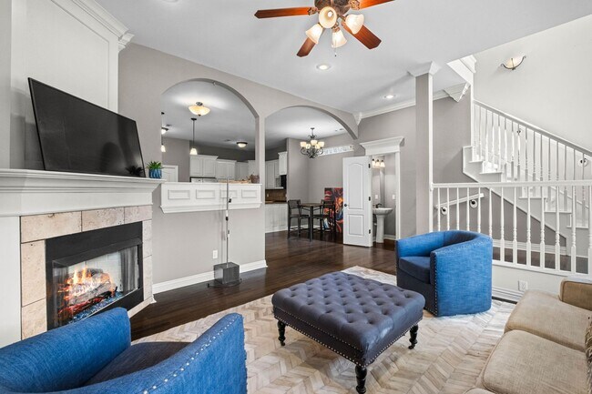 Foto del edificio - 563 N Tennyson Ln