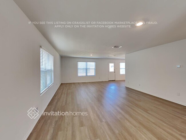 Foto del edificio - 18719 Charter Elm Dr