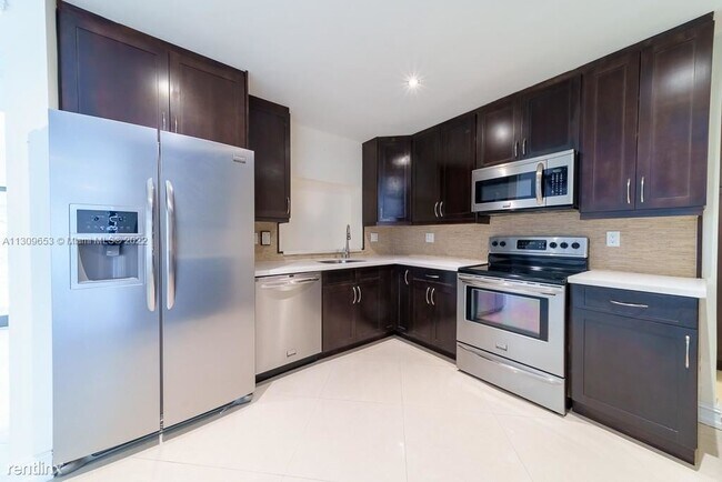 Foto del edificio - 2 br, 2 bath House - 1710 N 53rd Ave