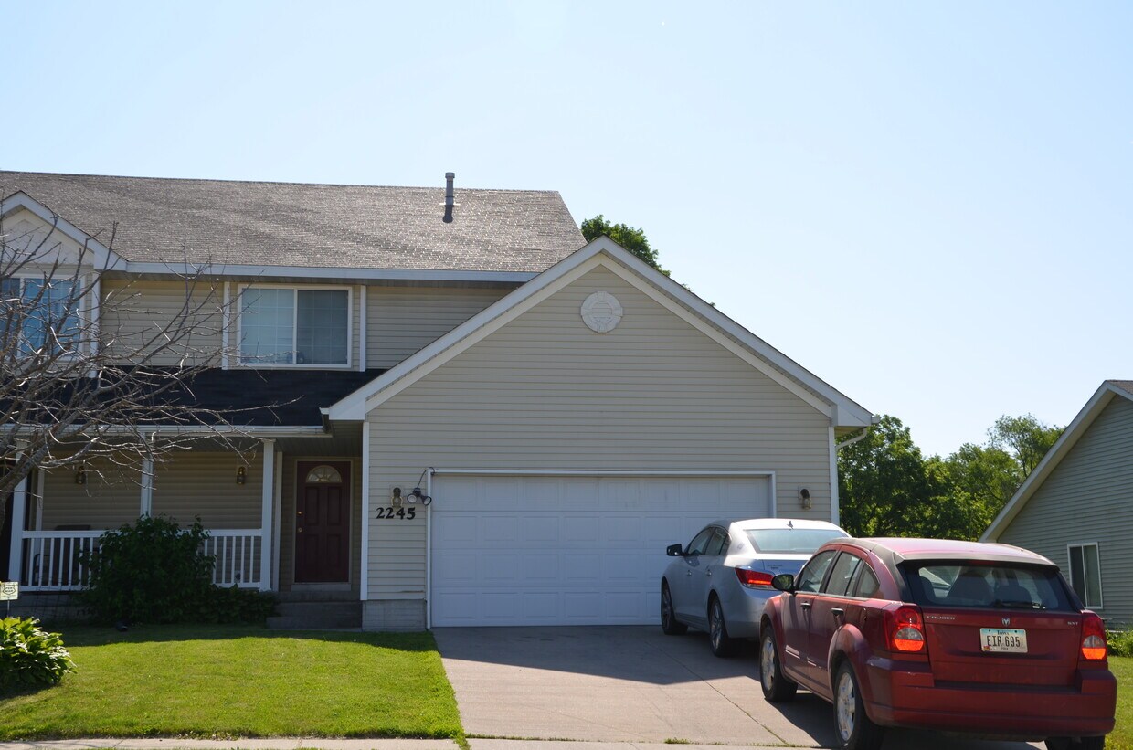 Primary Photo - 2245 Copper Wynd Dr