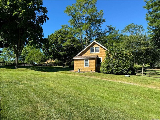 Building Photo - 4350 Sound Ave