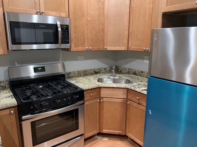 Foto principal - 5207 W Belmont Ave