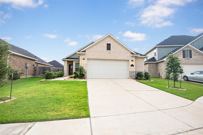 Building Photo - 31206 Whitfield Ct