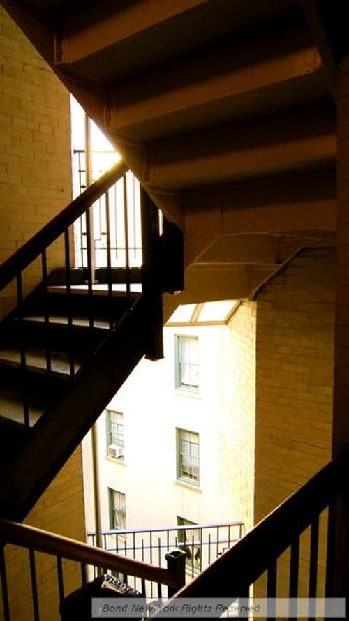 Foto del edificio - 542 E 79th St