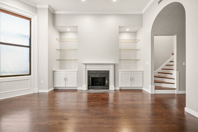 Building Photo - 267 Beacon St