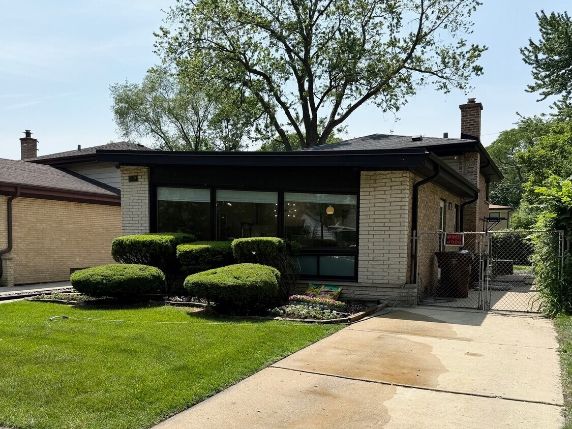 Foto principal - 3719 Greenwood St