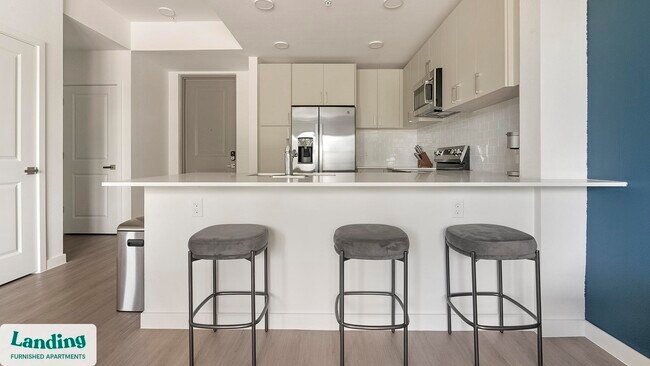 Building Photo - 7301 Lake Bank Lp