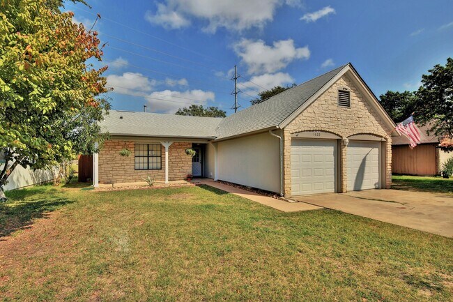 Building Photo - 1622 Peachtree Valley Dr