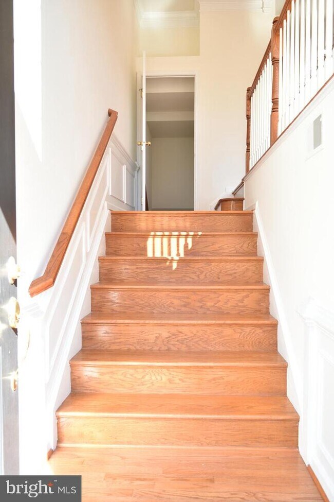 Building Photo - 13980 Tanners House Way