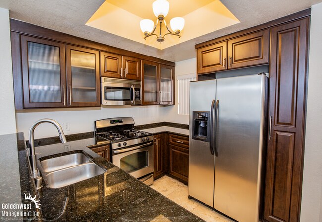 Foto del edificio - Elegant 1Bdm 1Ba Condo in Guard-Gated Las Vegas Community.