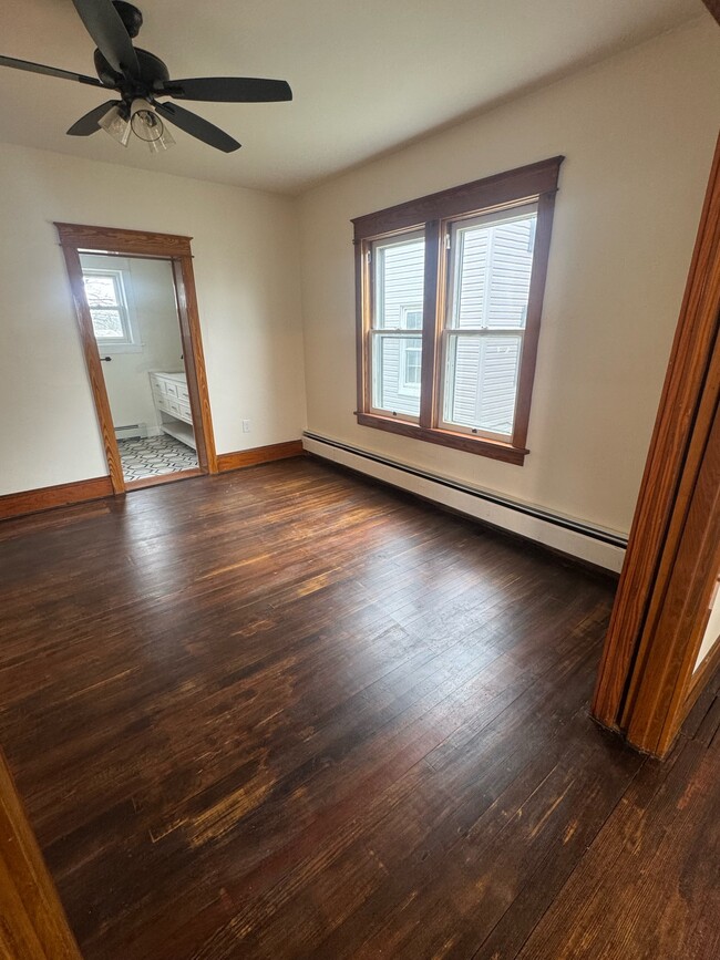 Foto del edificio - 549 E King St