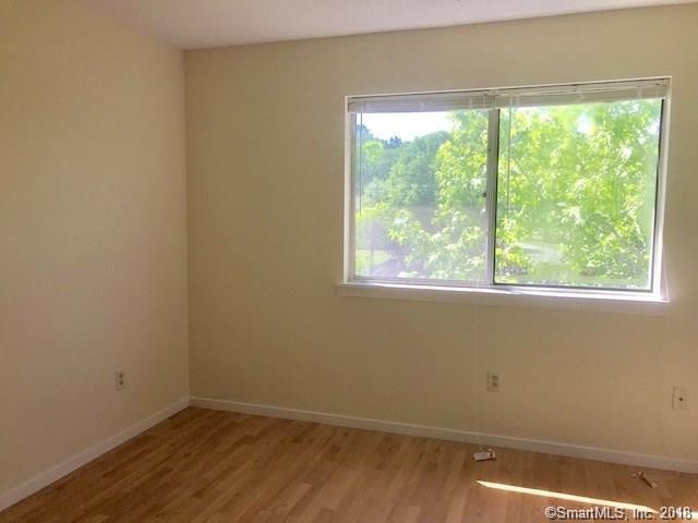 Building Photo - 146 Shepards Knoll Dr