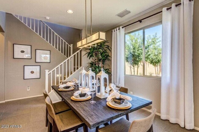 Foto del edificio - 33343 N Mildred Ln