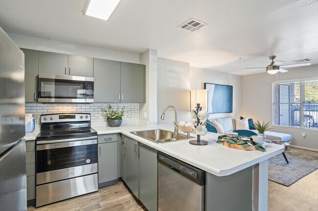 Photo - Sonoran Reserve Apartments