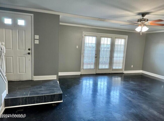 Foto del edificio - 200 Lodge Dr