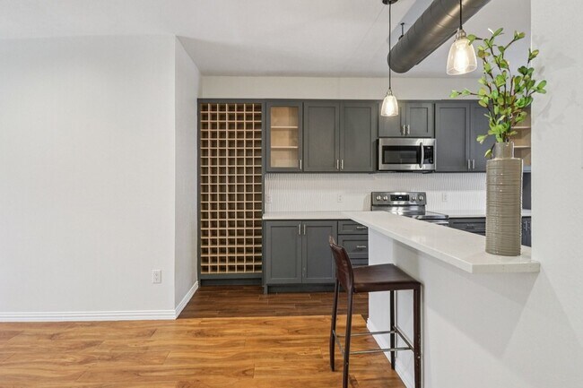 Foto del edificio - 10754 Villager Rd