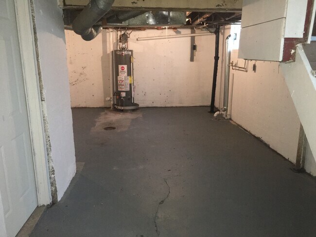 Foto del edificio - 1434 Yarmouth Ave