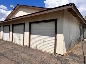 Building Photo - 1342 N Edmonds Dr