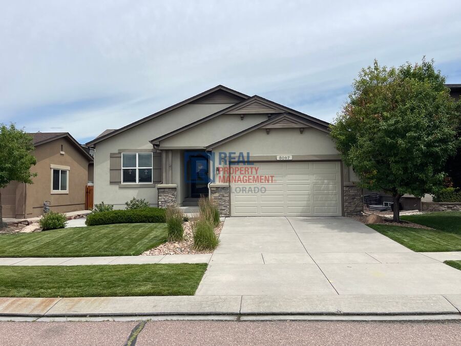 Photo - 8067 Mount Huron Trail-