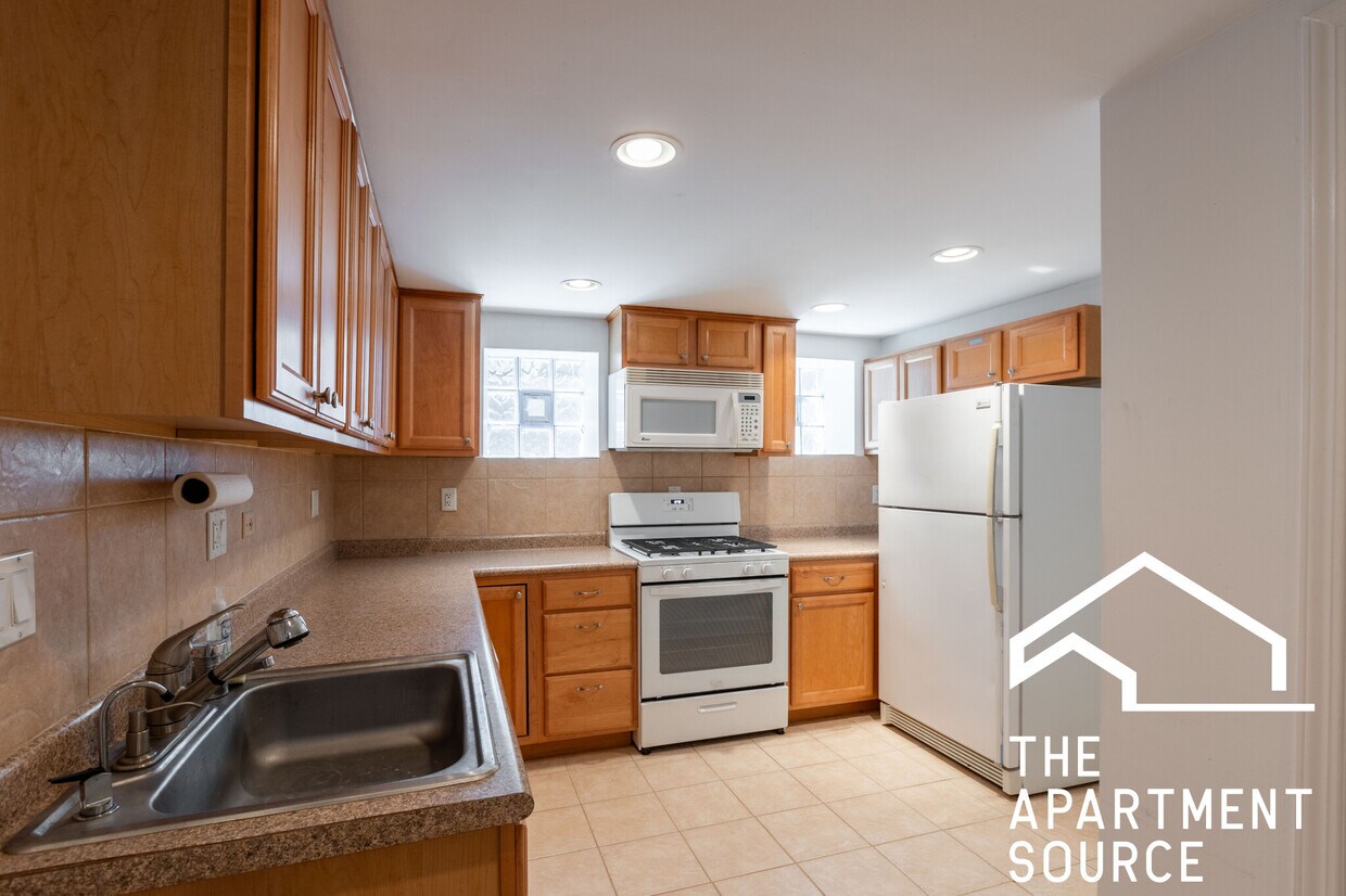 Foto principal - 1819 W Cortland St
