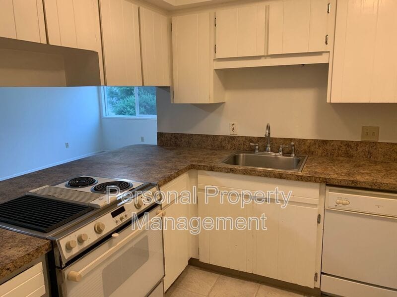 Foto principal - 7310 NE 16th Ave