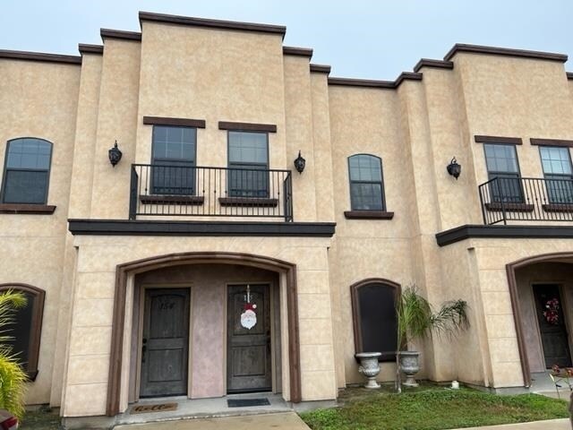 Foto principal - 8216 Casa Verde Rd