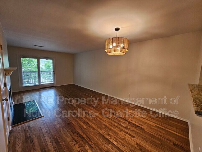 Foto del edificio - 333 Circle Ave