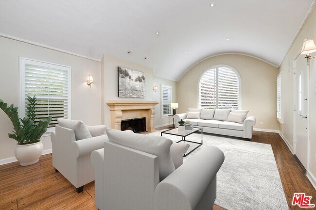 Foto del edificio - 1211 S Genesee Ave