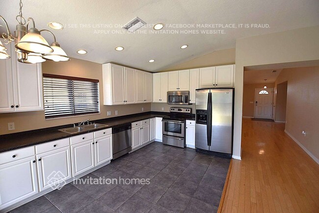 Foto del edificio - 2470 Brownwood Dr