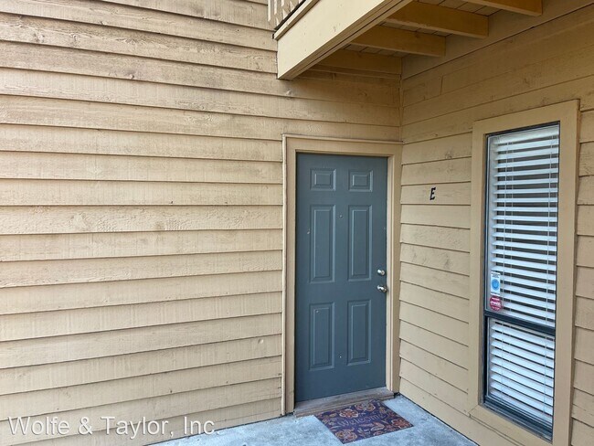 Foto del edificio - 2 br, 2 bath House - 207 Wedell Street  3E