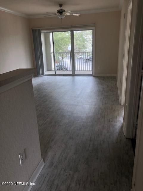 Foto del edificio - 8290 Gate Pkwy W