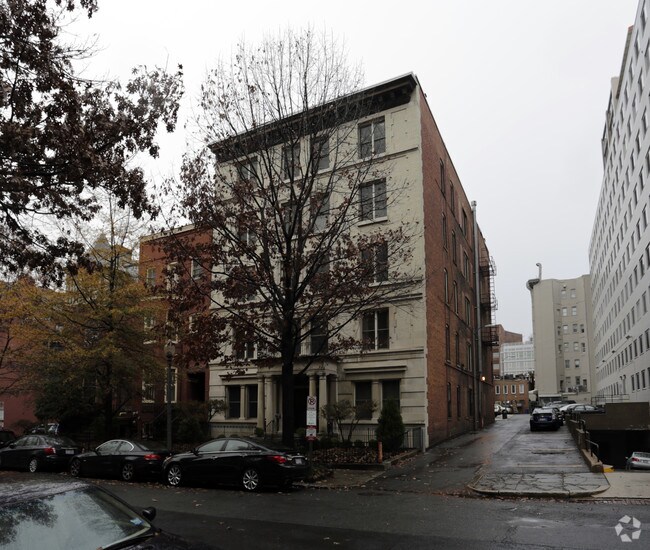 Building Photo - 2007 O St NW