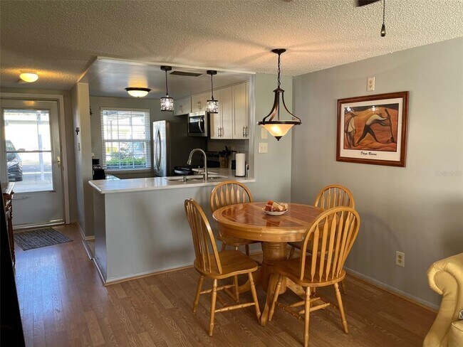 Building Photo - 3406 Trophy Blvd