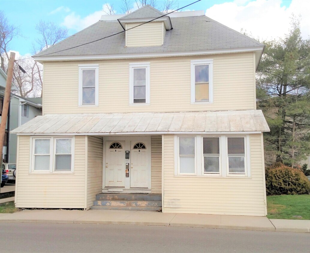 Primary Photo - 210 W Union St