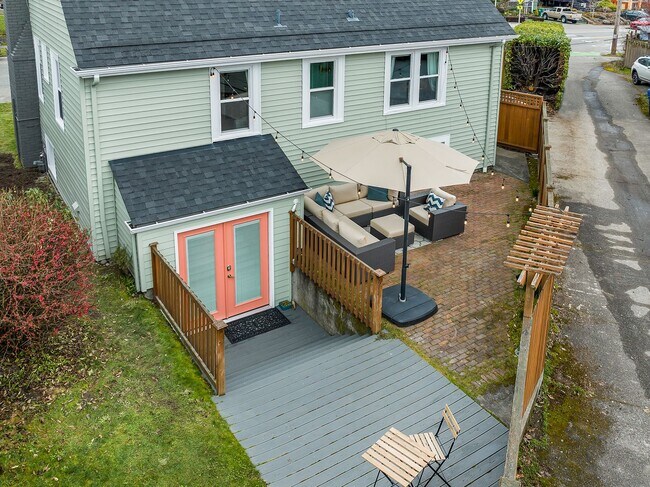 Foto del edificio - 7638 Winona Ave N