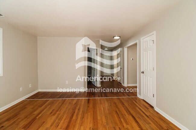 Foto del edificio - 2208 Ervin St