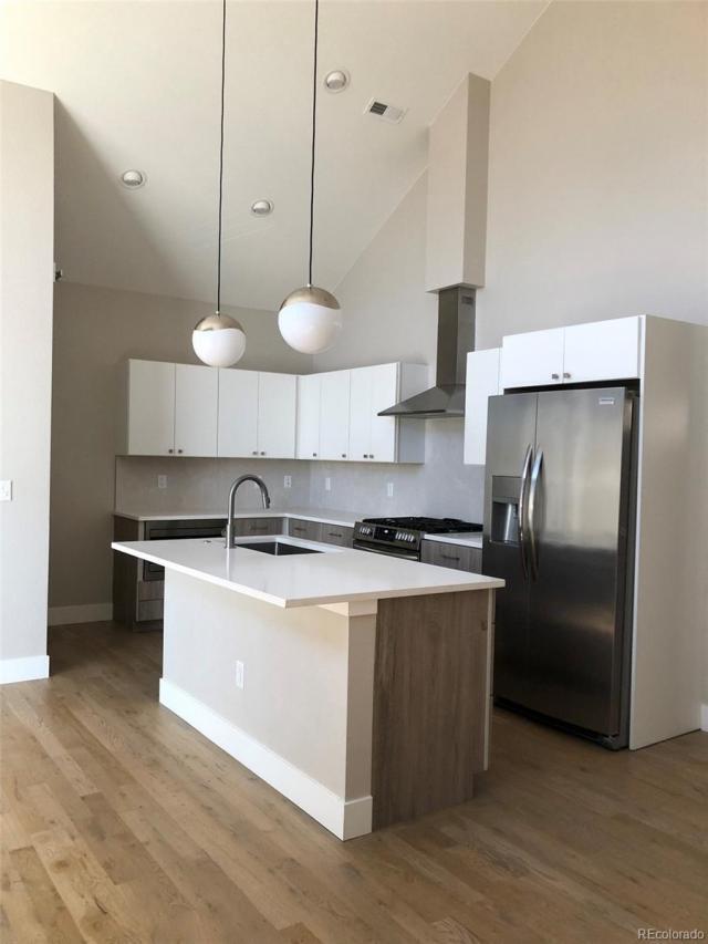 Building Photo - 2 bedroom in Denver CO 80207