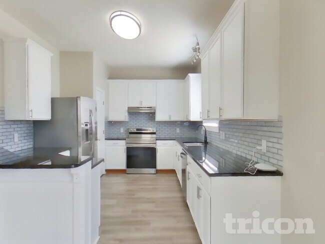 Foto del edificio - 12134 Fern Haven Ave