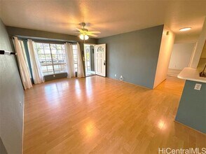 Building Photo - 468 Mananai Pl