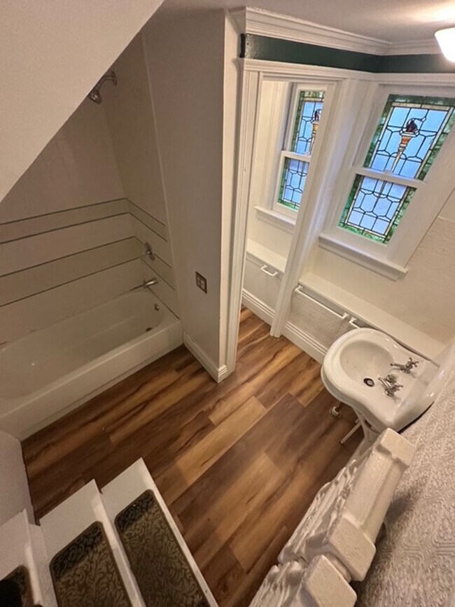 Building Photo - 293 Dartmouth St