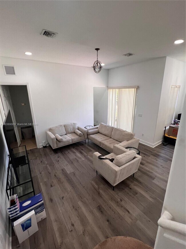 Foto del edificio - 8378 NW 39th Ct