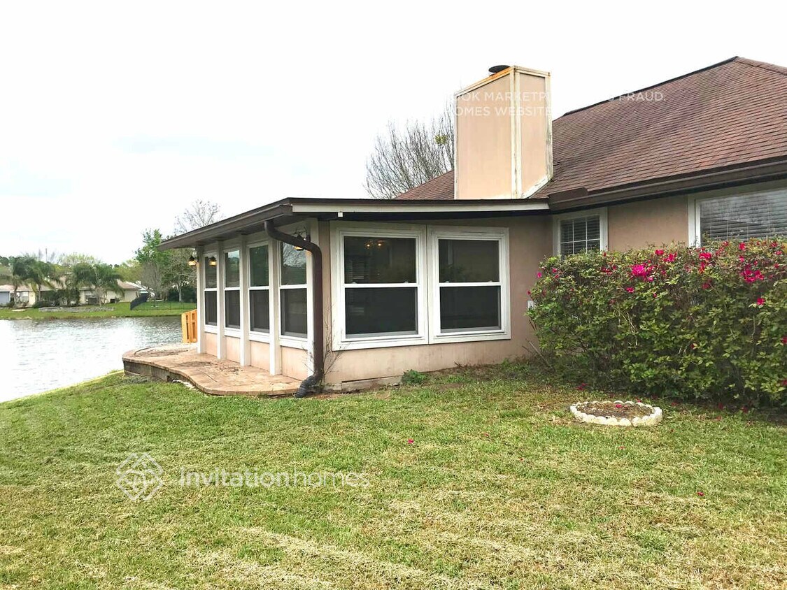 Foto del edificio - 11572 Twin Oaks Dr