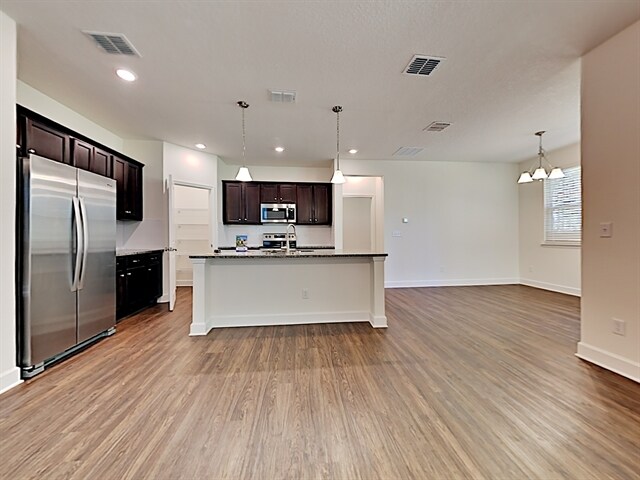 Foto del edificio - 158 Opal Way