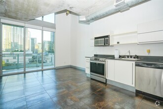 Building Photo - 690 SW 1st Ct