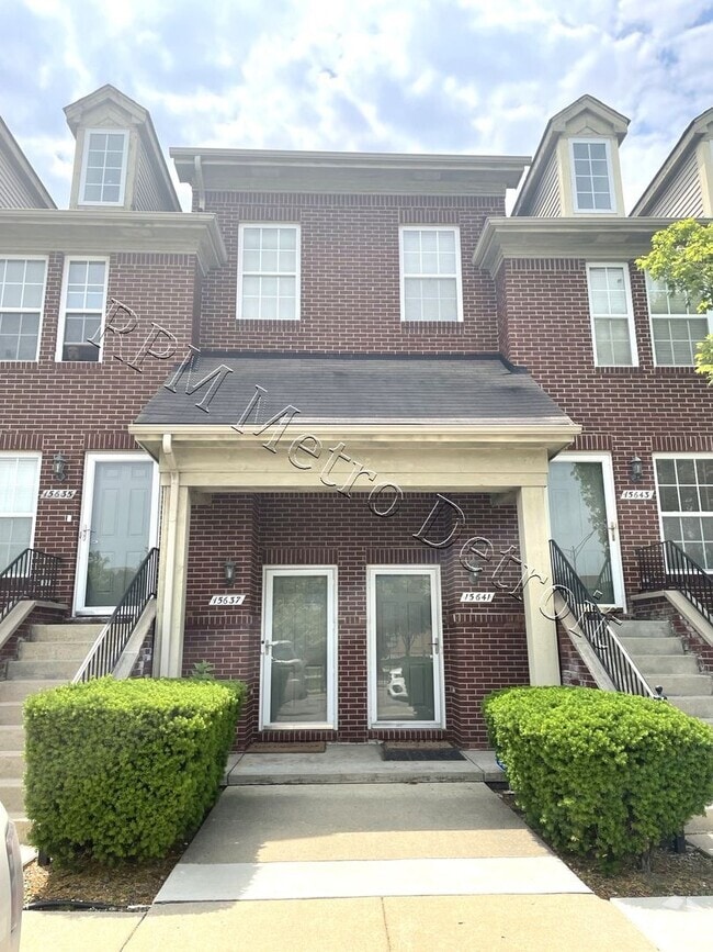 Building Photo - 15641 Stone Crossing Dr