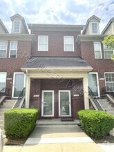 Building Photo - 15641 Stone Crossing Dr